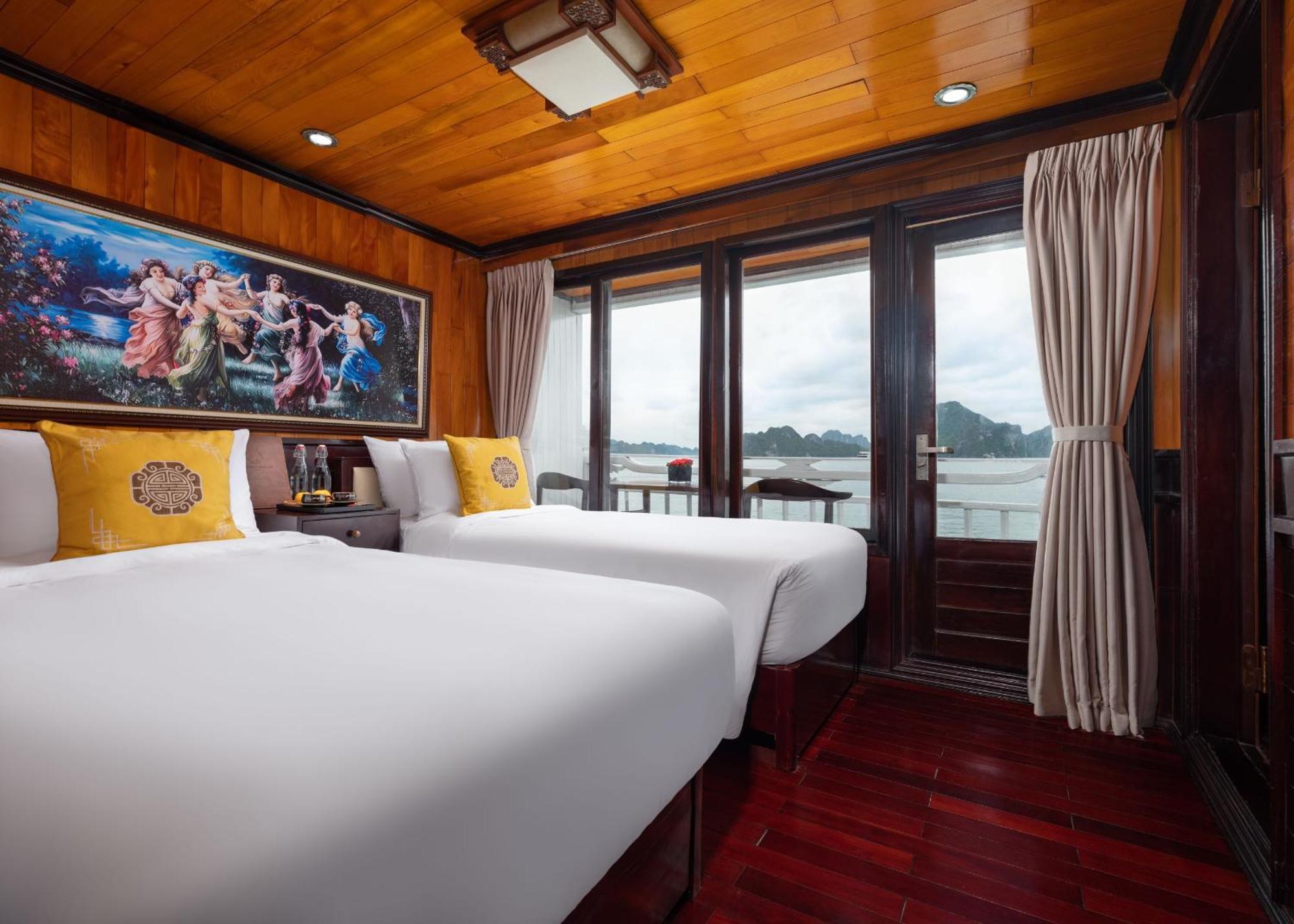 Hera Classic Boutique Cruise Ha Long Exterior photo