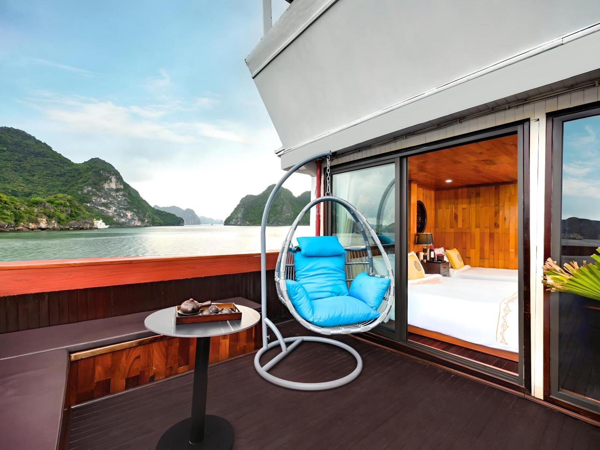 Hera Classic Boutique Cruise Ha Long Exterior photo